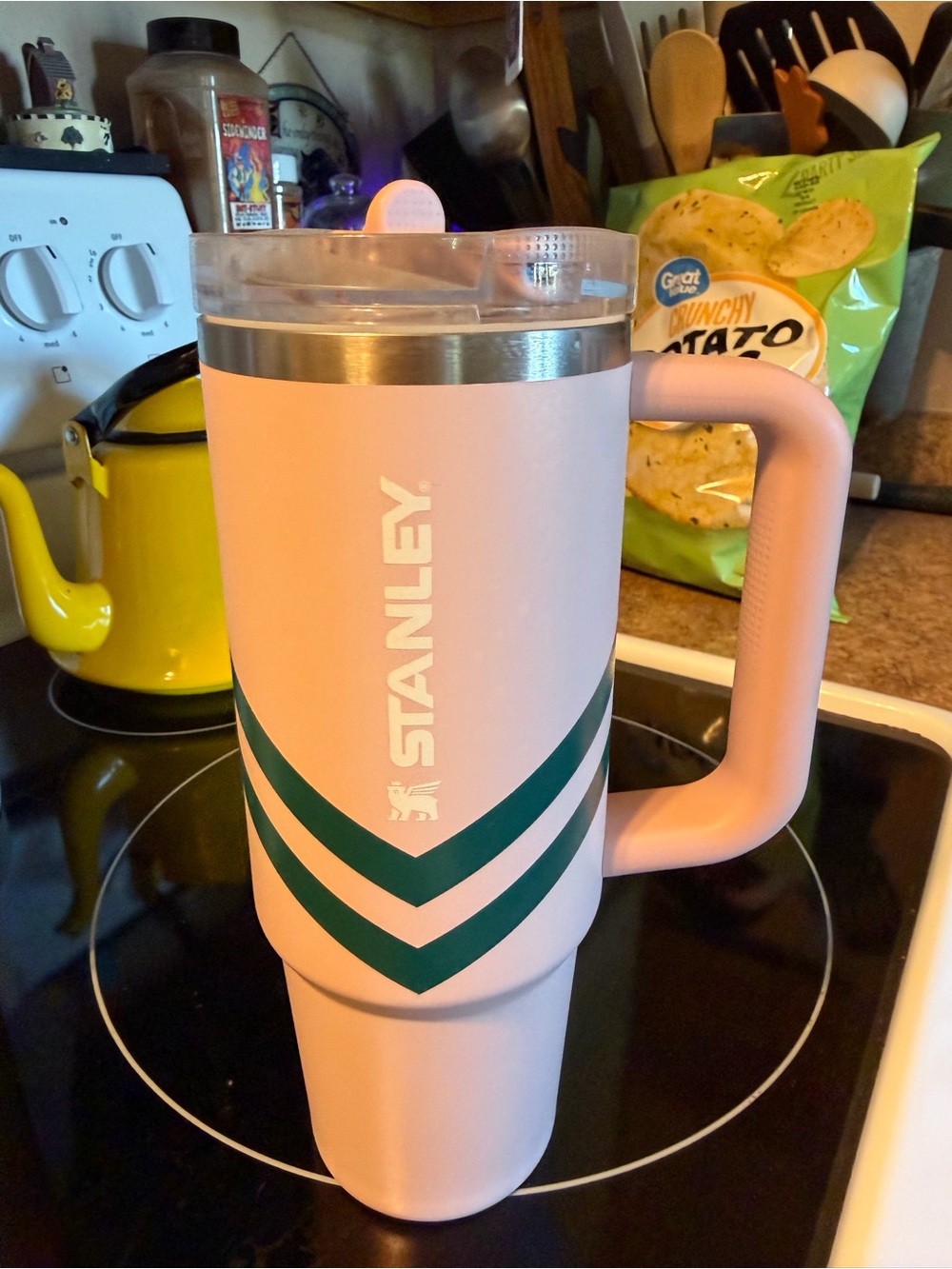Stanley Pink Tumbler with Dark Green Chevron Handle